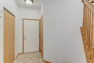 321 Grape Vine Trail, Oswego, IL 60543 - Photo 5