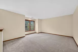 1561 Treeline Ct, Naperville, IL 60565 - Photo 5