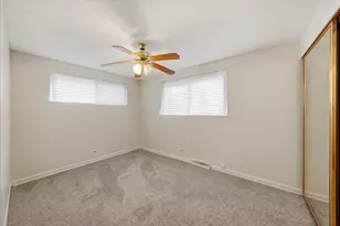 8343 S Kenwood Ave, Chicago, IL 60619 - Photo 7