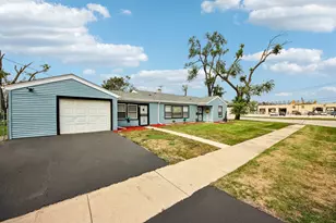2321 167th St, Hazel Crest, IL 60429 - Photo 3
