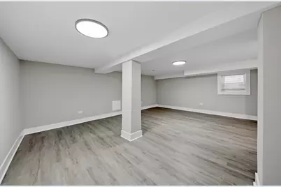 10546 S Avenue J, Chicago, IL 60617 - Photo 27