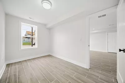 7600 W 61st Street, Summit, IL 60501 - Photo 11