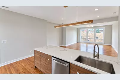 2839 W 24th Boulevard #3M, Chicago, IL 60623 - Photo 3