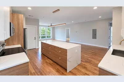 2839 W 24th Boulevard #3F, Chicago, IL 60623 - Photo 3