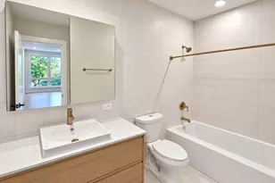 2839 W 24th Blvd, Chicago, IL 60623 - Photo 7