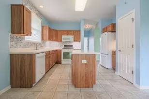 12928 W Willow Creek Ln, Huntley, IL 60142 - Photo 5