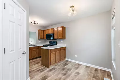 1015 Briden Drive, Marengo, IL 60152 - Photo 9