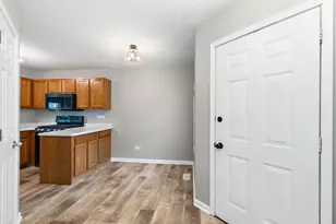 1015 Briden Dr, Marengo, IL 60152 - Photo 7