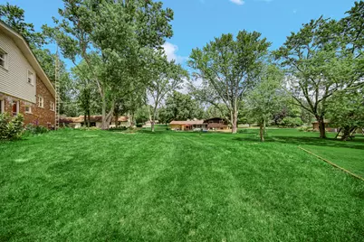 205 Sharon Drive, Sleepy Hollow, IL 60118 - Photo 3