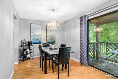 1623 Salisbury Court #C, Wheaton, IL 60187 - Photo 5