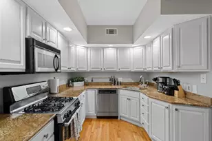 1450 W Webster Ave, Chicago, IL 60614 - Photo 9