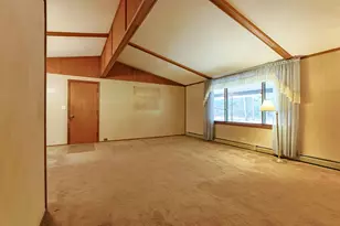 6130 E Deerfield Dr, Coal City, IL 60416 - Photo 9