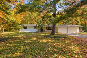 6130 E Deerfield Dr, Coal City, IL 60416 - Photo 1