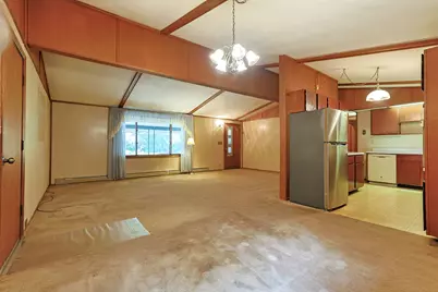 6130 E Deerfield Drive, Coal City, IL 60416 - Photo 5