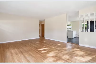 2132 Linden Avenue, Waukegan, IL 60087 - Photo 3