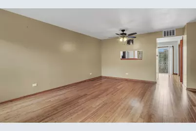 2595 N Augusta Drive, Wadsworth, IL 60083 - Photo 5
