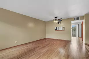 2595 N Augusta Dr, Wadsworth, IL 60083 - Photo 5