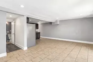 6562 N Damen Ave, Chicago, IL 60645 - Photo 13