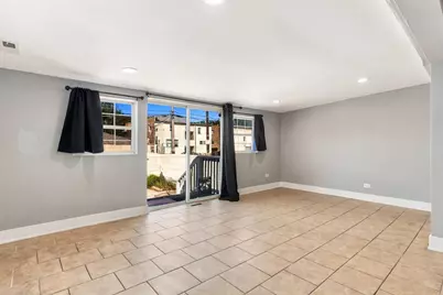 6562 N Damen Avenue, Chicago, IL 60645 - Photo 11