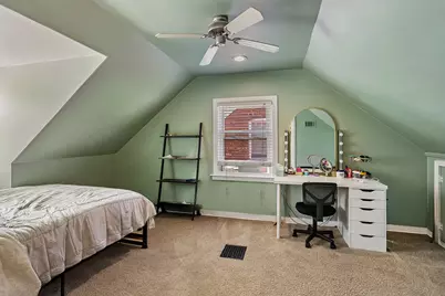 10250 S Turner Avenue, Evergreen Park, IL 60805 - Photo 17