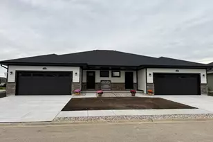 729 Sea Gull Run, Bourbonnais, IL 60914 - Photo 1