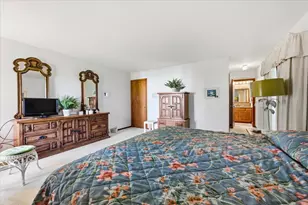 373 L R A Dr, Aurora, IL 60506 - Photo 13