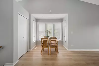 3354 Madison Street, Skokie, IL 60076 - Photo 7
