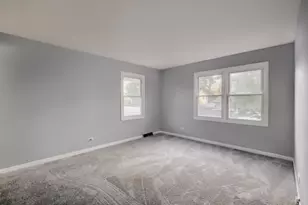 1465 William Clifford Ln, Elk Grove Village, IL 60007 - Photo 15