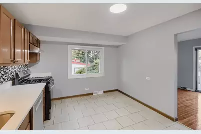1465 William Clifford Lane, Elk Grove Village, IL 60007 - Photo 13