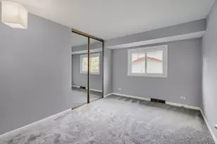 1465 William Clifford Ln, Elk Grove Village, IL 60007 - Photo 19