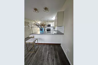 304 N Parkside Avenue, Chicago, IL 60644 - Photo 9