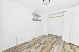 7826 S Paxton Ave, Chicago, IL 60649 - Photo 23
