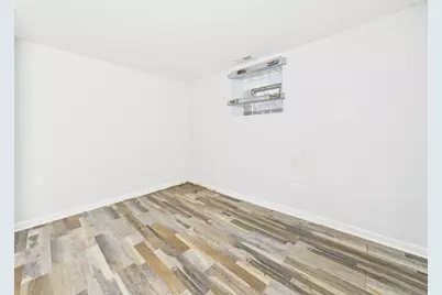 7826 S Paxton Avenue, Chicago, IL 60649 - Photo 27