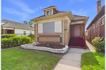 7826 S Paxton Avenue, Chicago, IL 60649 - Photo 3