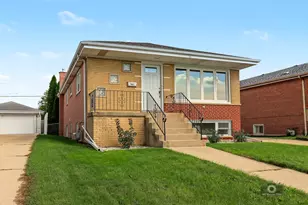 7925 Natchez Ave, Burbank, IL 60459 - Photo 1