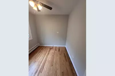2036 W Foster Avenue #B2, Chicago, IL 60625 - Photo 11