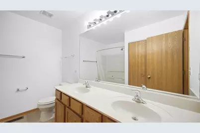 240 S Alder Creek Drive, Romeoville, IL 60446 - Photo 13