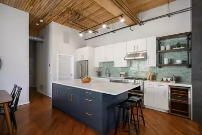 2333 W St. Paul Avenue #200, Chicago, IL 60647 - Photo 9