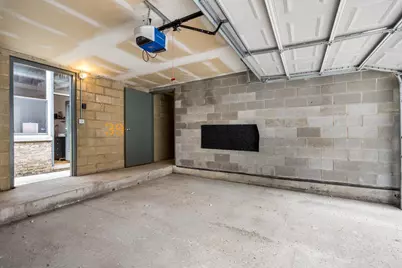 2333 W St. Paul Avenue #200, Chicago, IL 60647 - Photo 27