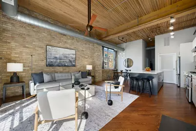 2333 W St. Paul Avenue #200, Chicago, IL 60647 - Photo 7
