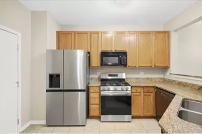 188 Stockton Drive, Grayslake, IL 60030 - Photo 5