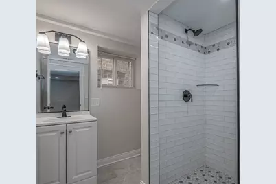 8411 S Throop Street, Chicago, IL 60620 - Photo 15