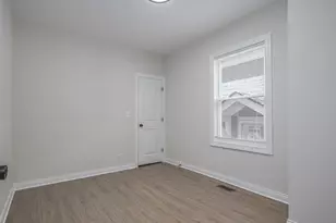 8411 S Throop St, Chicago, IL 60620 - Photo 7