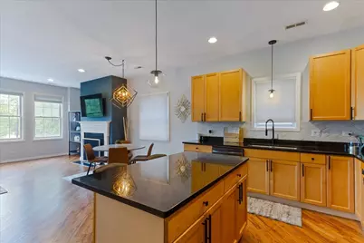 7028 N Ridge Boulevard #2S, Chicago, IL 60645 - Photo 7