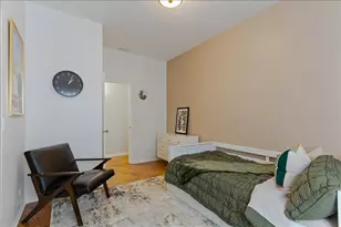 7028 N Ridge Blvd, Chicago, IL 60645 - Photo 13