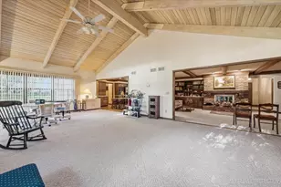 6S383 Shagbark Ln, Aurora, IL 60506 - Photo 9