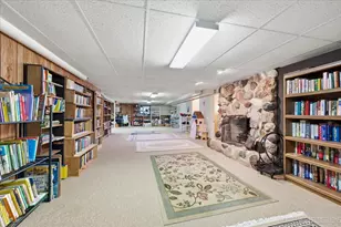 6S383 Shagbark Ln, Aurora, IL 60506 - Photo 21