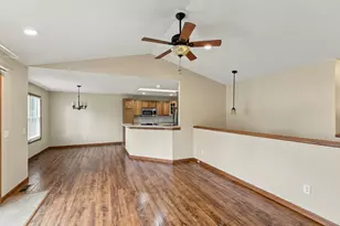 705 10th Ave, Colona, IL 61241 - Photo 9