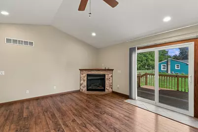 705 10th Avenue, Colona, IL 61241 - Photo 5