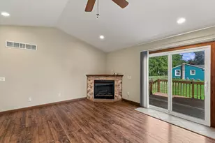 705 10th Ave, Colona, IL 61241 - Photo 5